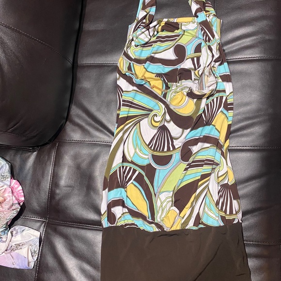 Dress - Picture 2 of 2